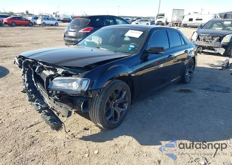 2021 Chrysler 300 300S из США, поврежденный, VIN 2C3CCABG9MH629699